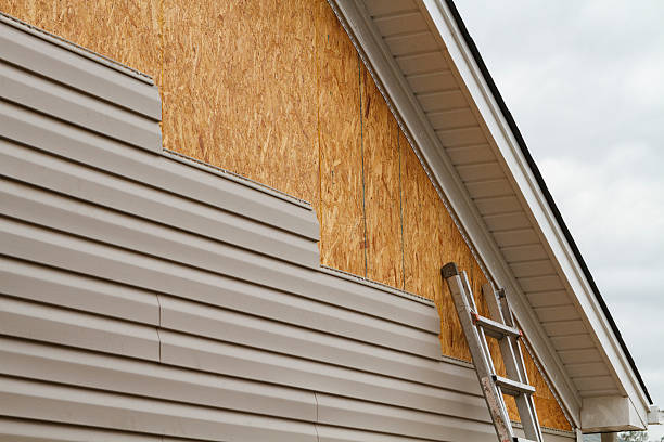 Trusted Storm Damage Siding Repair service in Springfield, FL - Squared Siding